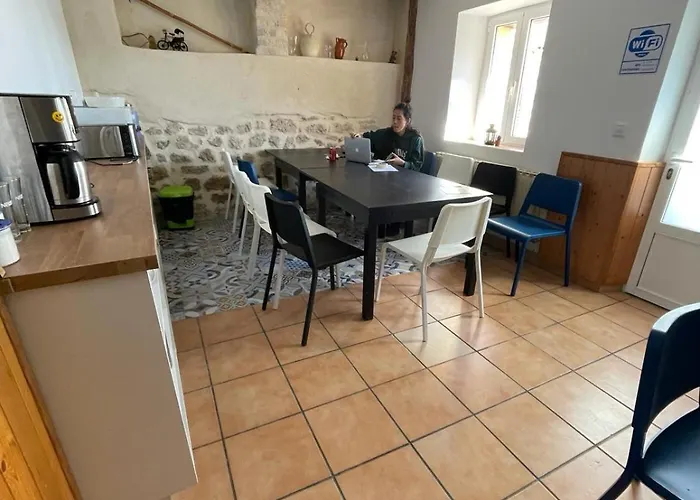 El Alfar/pilgrim * Hornillos del Camino